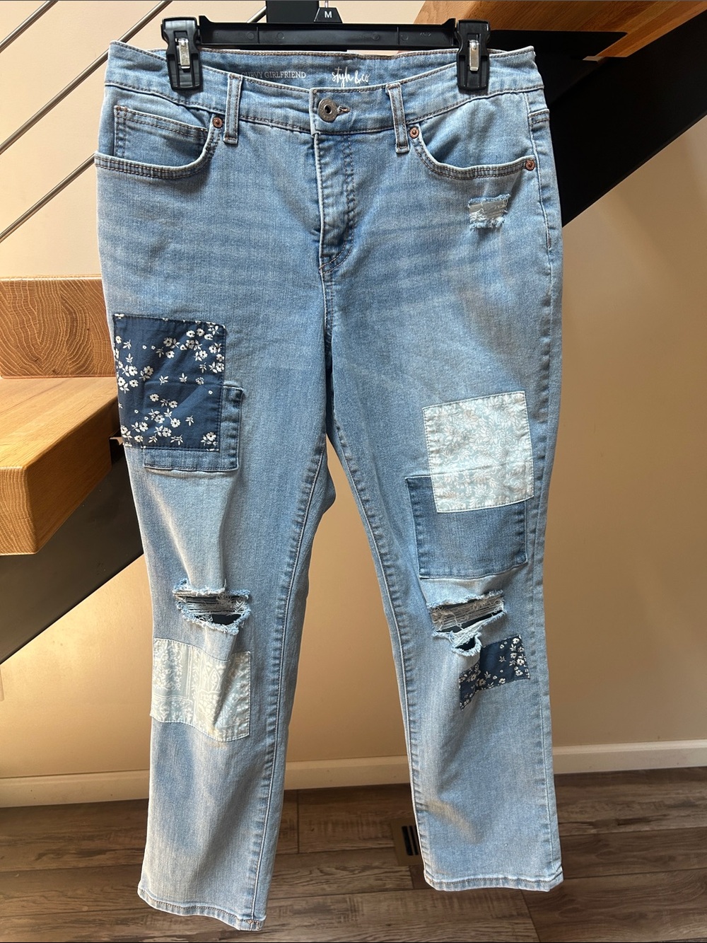 Style & Co. Light Blue Patchwork Straight-Leg Jeans with Floral Accents E014